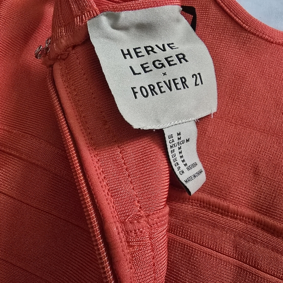 Orange Bodycon Sleeveless Dress - Size M - Picture 4 of 4